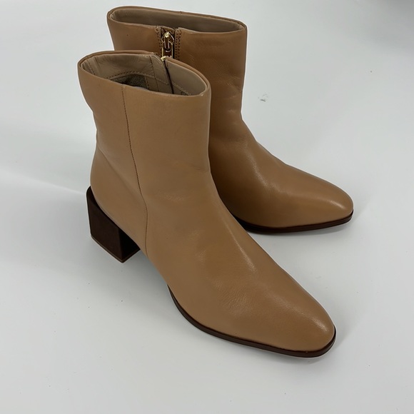 Seychelles Siesta Bootie in Beige & Brown - Picture 6 of 9
